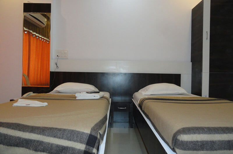 Book Superior AC Room at Hotel Raj, Aurangabad